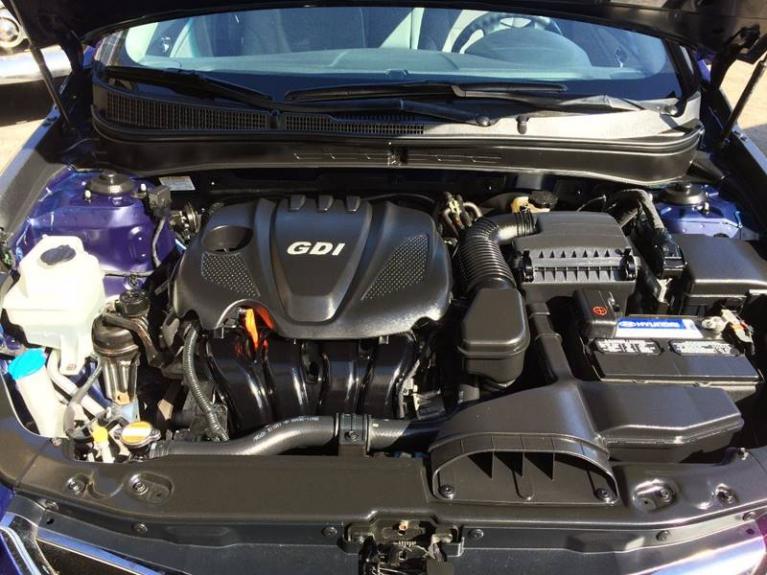 Used-2011-Hyundai-Sonata-SE-4dr-Sedan-6A