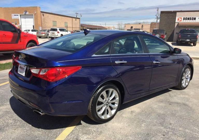 Used-2011-Hyundai-Sonata-SE-4dr-Sedan-6A