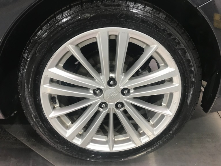 Used-2013-Subaru-Impreza-20i-Limited