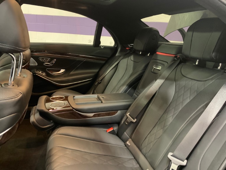 Used-2018-Mercedes-Benz-S-Class-S-560-4MATIC
