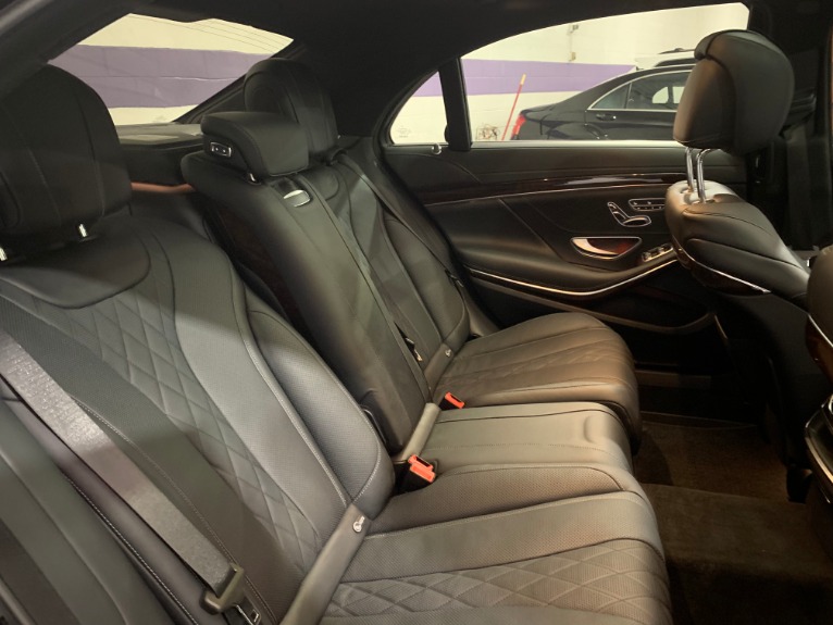 Used-2018-Mercedes-Benz-S-Class-S-560-4MATIC