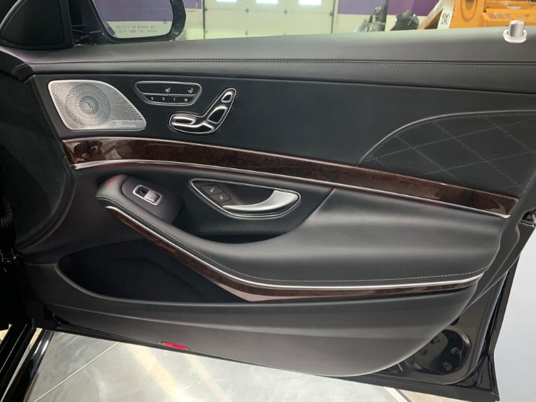 Used-2018-Mercedes-Benz-S-Class-S-560-4MATIC
