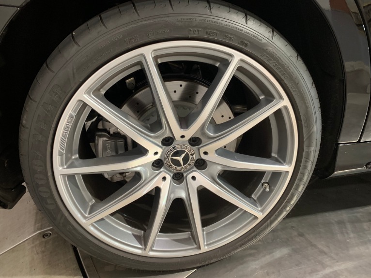 Used-2018-Mercedes-Benz-S-Class-S-560-4MATIC