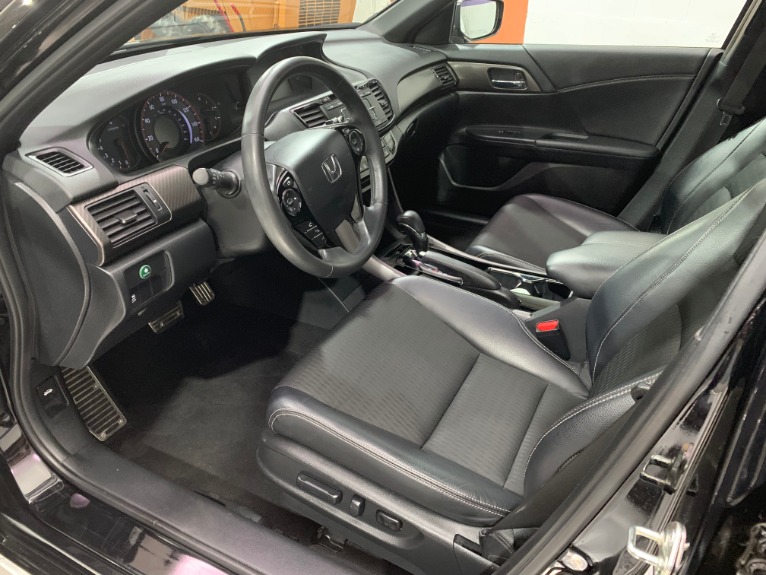 Used-2016-Honda-Accord-Sport