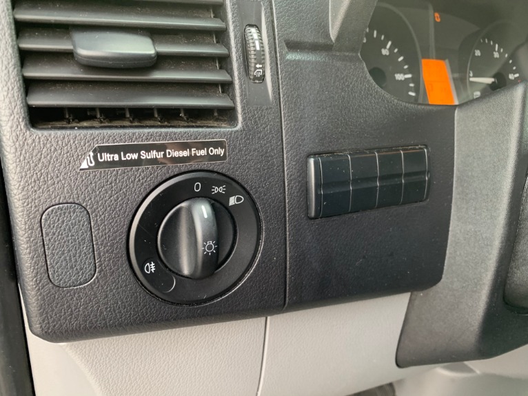 Used-2015-Mercedes-Benz-Sprinter-Cargo-Diesel-2500