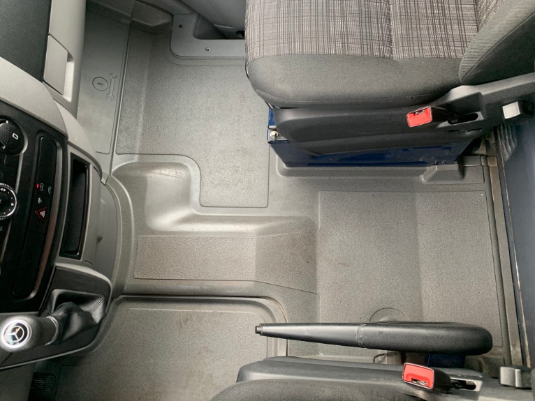 Used-2015-Mercedes-Benz-Sprinter-Cargo-Diesel-2500