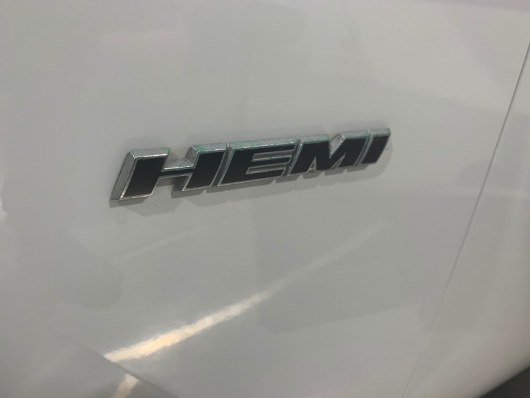 Used-2015-Dodge-Challenger-R/T-Plus-Shaker