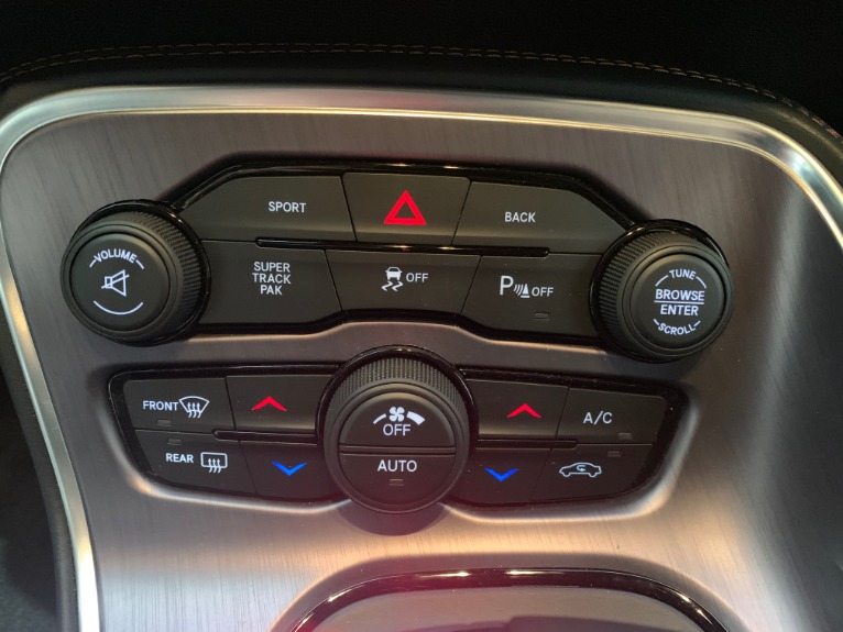 Used-2015-Dodge-Challenger-R/T-Plus-Shaker
