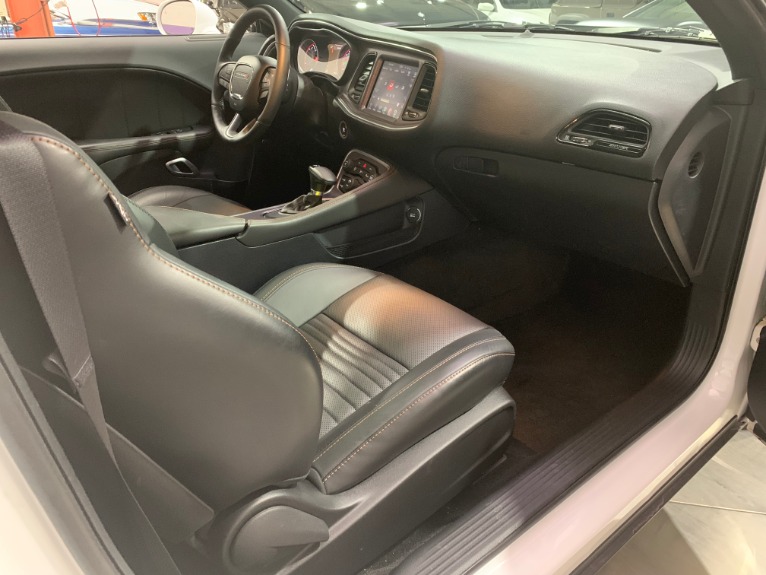 Used-2015-Dodge-Challenger-R/T-Plus-Shaker