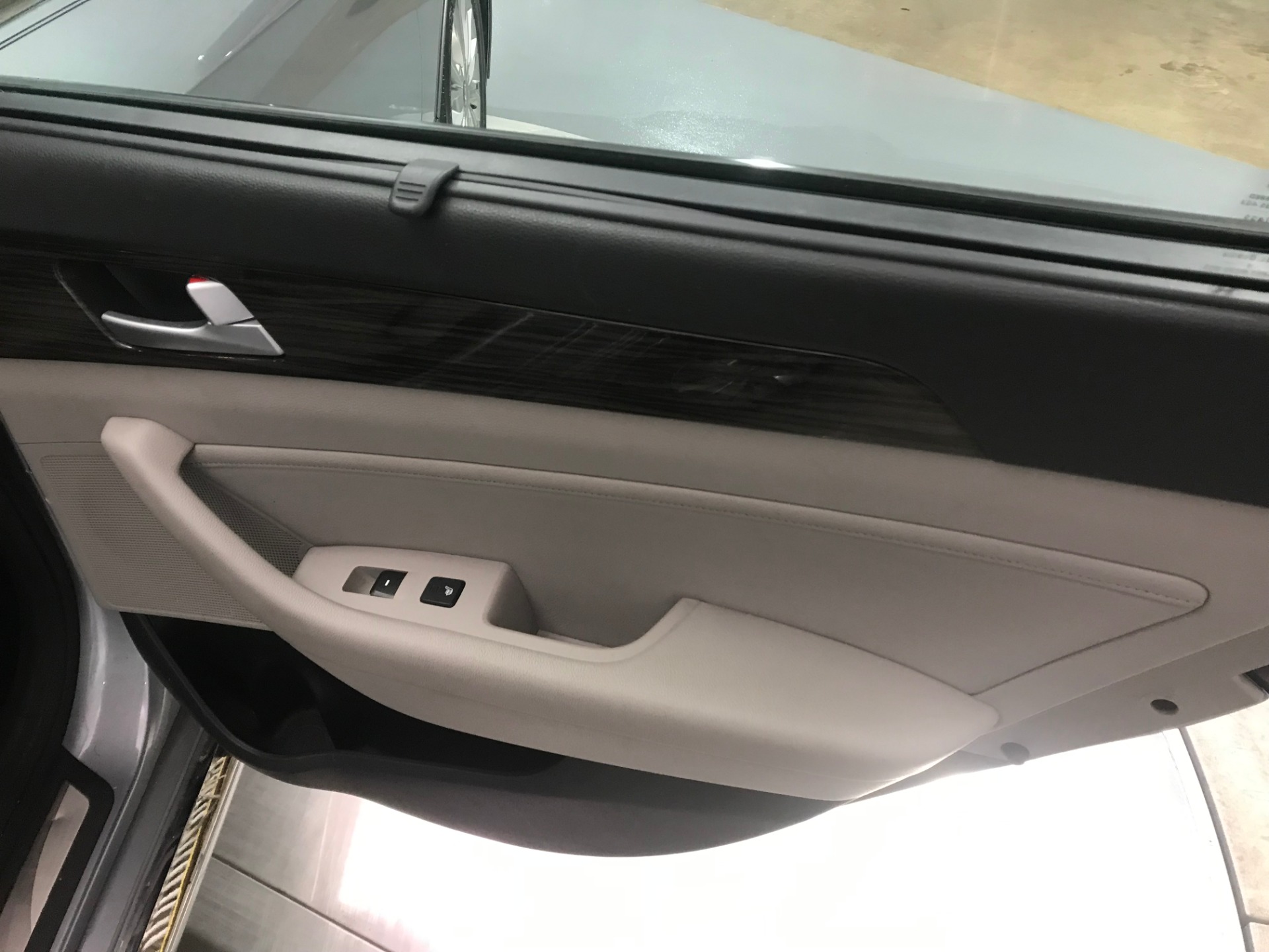 Used-2015-Hyundai-Sonata-Limited-FWD