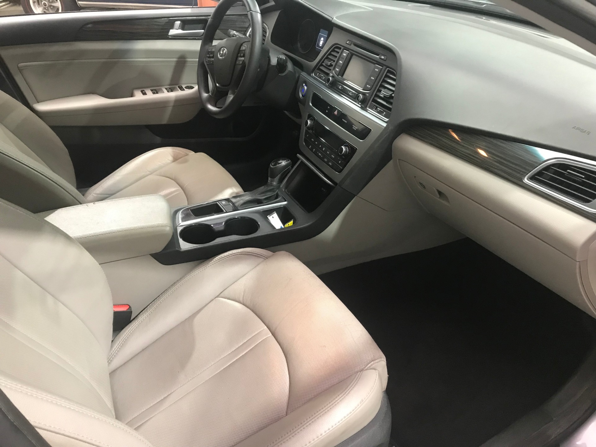 Used-2015-Hyundai-Sonata-Limited-FWD