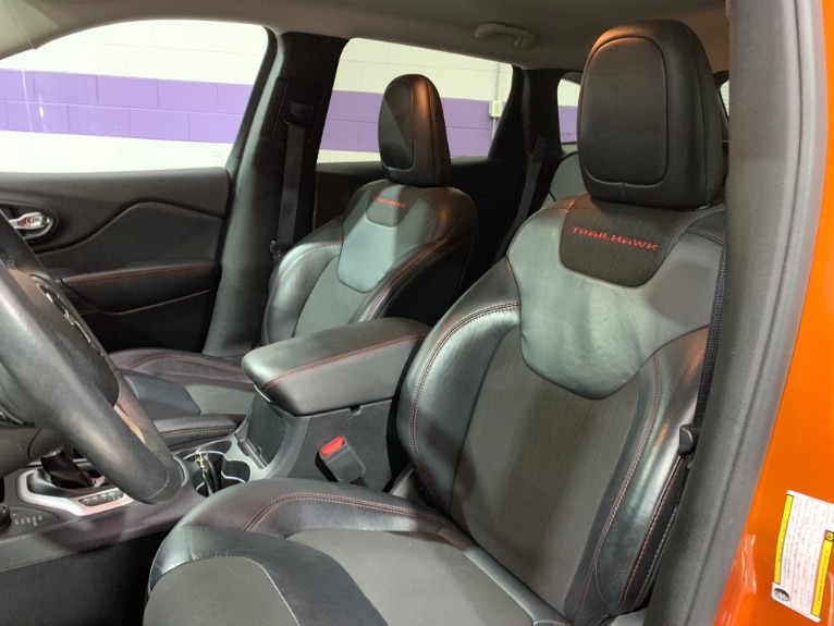 Used-2016-Jeep-Cherokee-Trailhawk