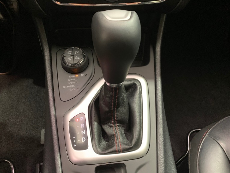 Used-2016-Jeep-Cherokee-Trailhawk