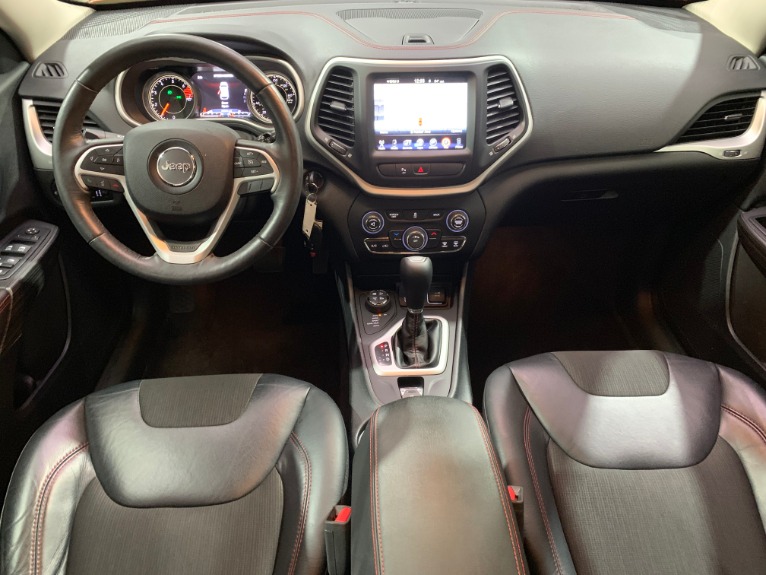 Used-2016-Jeep-Cherokee-Trailhawk