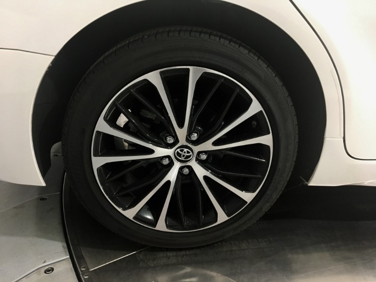 Used-2018-Toyota-Camry-SE-4dr-Sedan