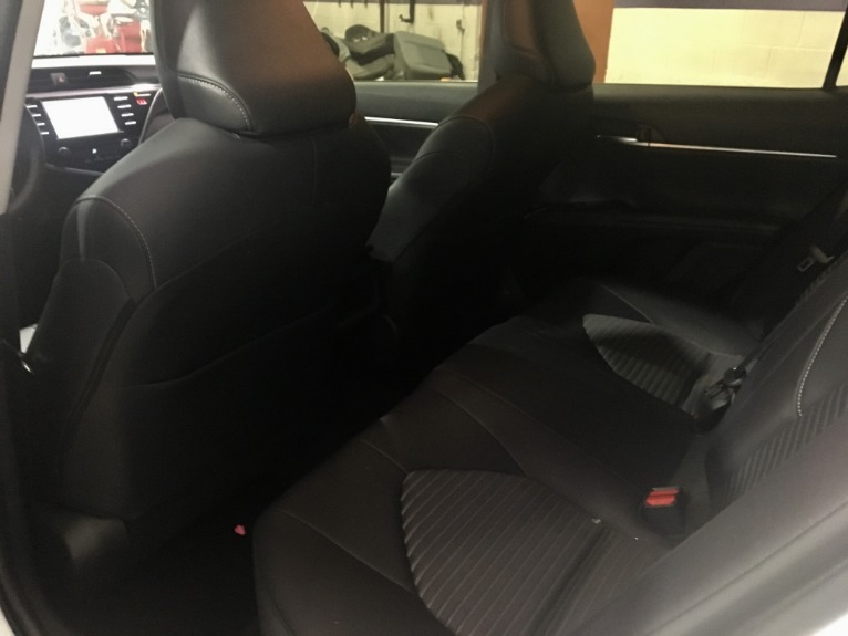 Used-2018-Toyota-Camry-SE-4dr-Sedan
