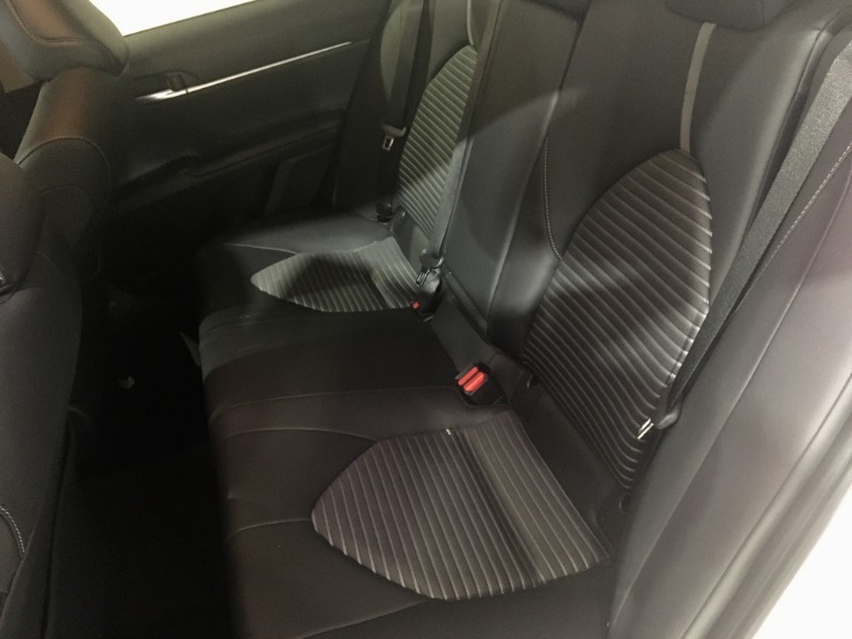 Used-2018-Toyota-Camry-SE-4dr-Sedan