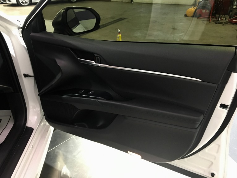 Used-2018-Toyota-Camry-SE-4dr-Sedan
