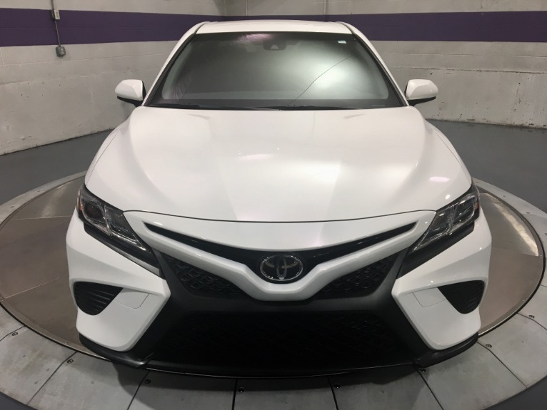 Used-2018-Toyota-Camry-SE-4dr-Sedan