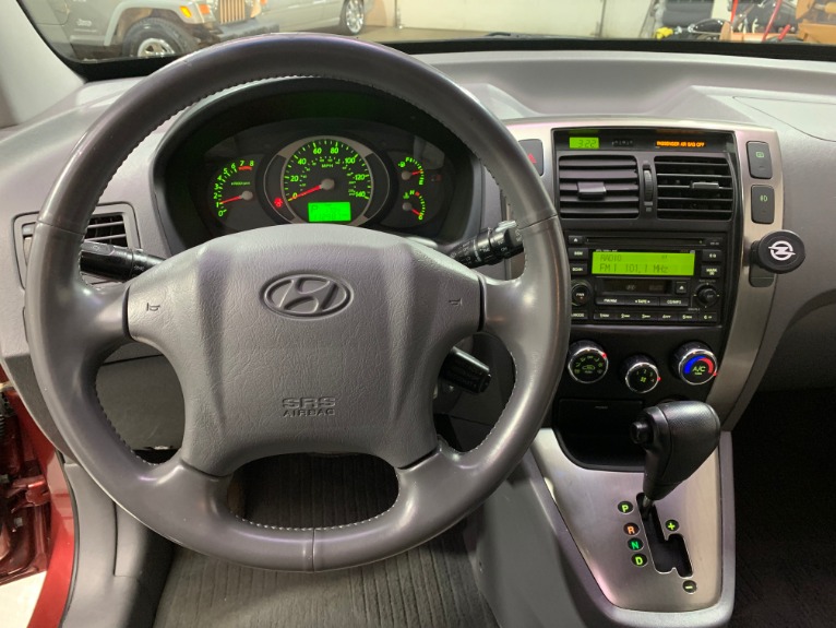 Used-2005-Hyundai-Tucson-GLS
