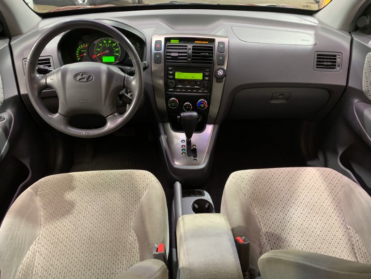 Used-2005-Hyundai-Tucson-GLS
