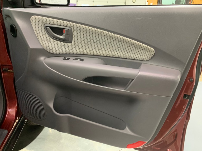 Used-2005-Hyundai-Tucson-GLS
