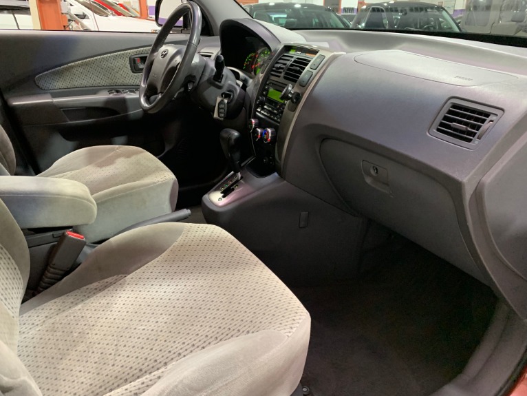 Used-2005-Hyundai-Tucson-GLS
