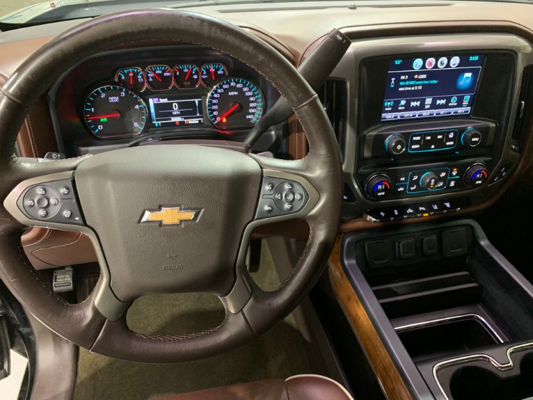 Used-2016-Chevrolet-Silverado-2500HD-Diesel-High-Country