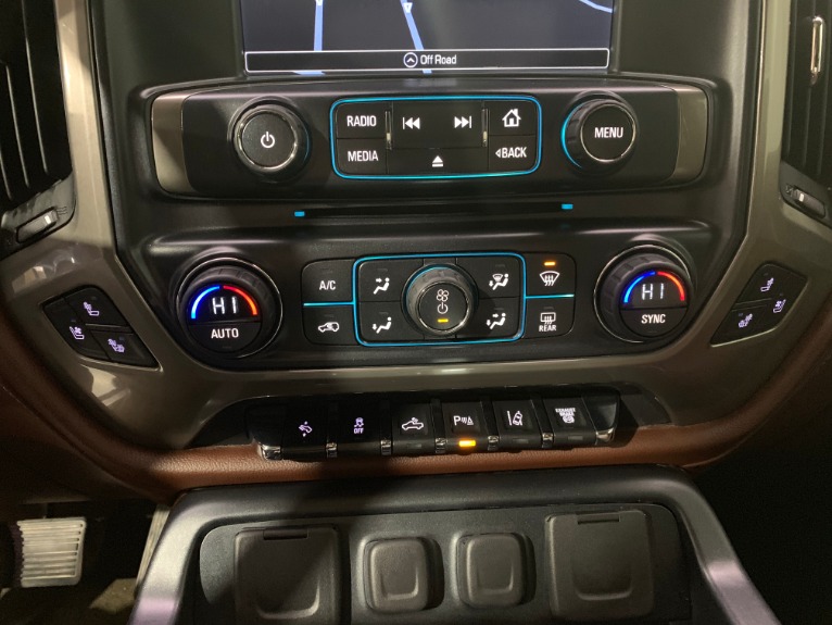 Used-2016-Chevrolet-Silverado-2500HD-Diesel-High-Country
