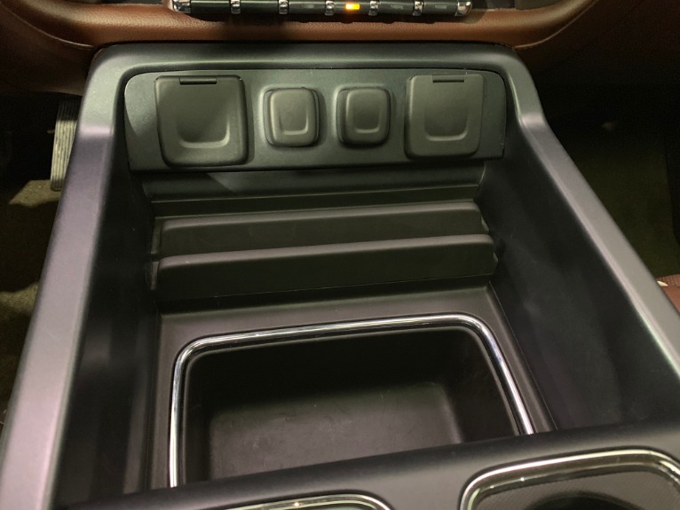 Used-2016-Chevrolet-Silverado-2500HD-Diesel-High-Country