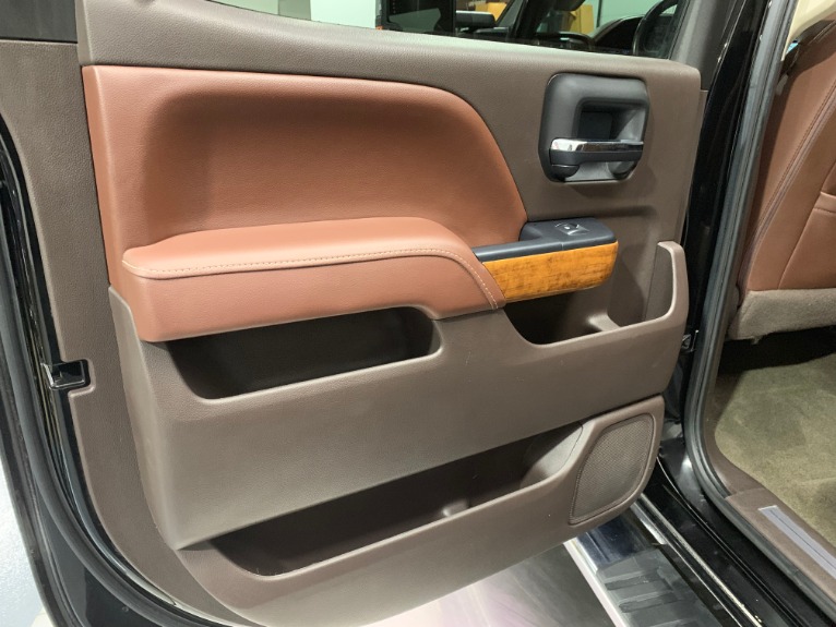 Used-2016-Chevrolet-Silverado-2500HD-Diesel-High-Country