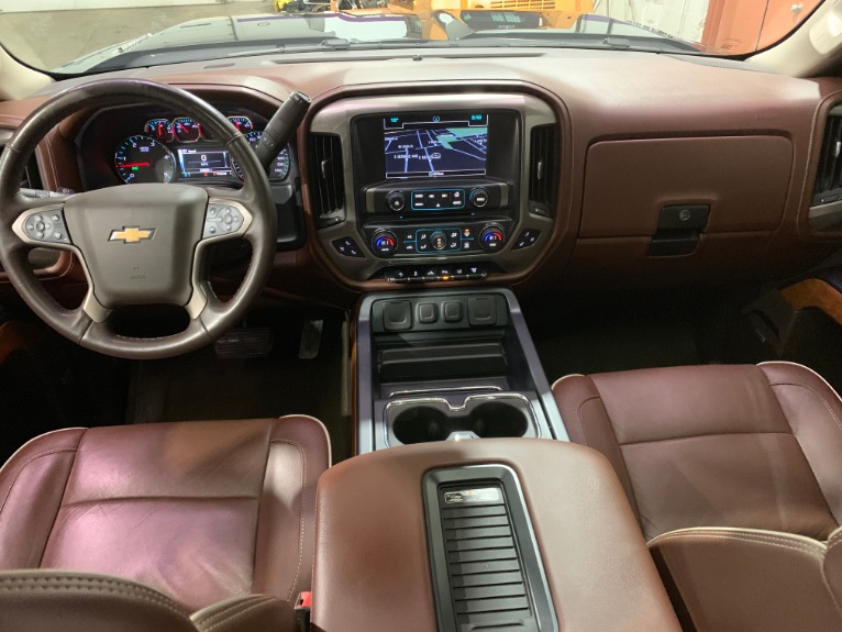 Used-2016-Chevrolet-Silverado-2500HD-Diesel-High-Country
