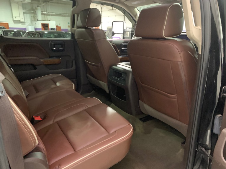 Used-2016-Chevrolet-Silverado-2500HD-Diesel-High-Country