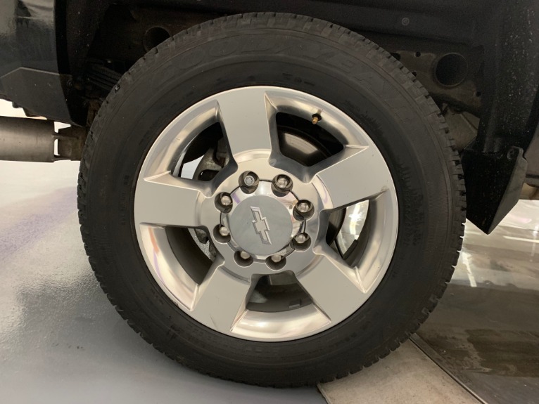 Used-2016-Chevrolet-Silverado-2500HD-Diesel-High-Country