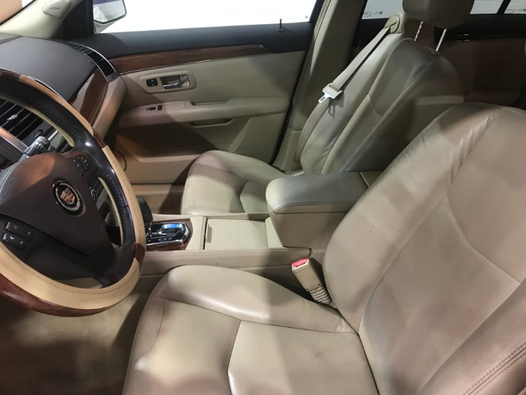 Used-2007-Cadillac-SRX-V6