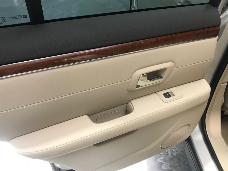 Used-2007-Cadillac-SRX-V6