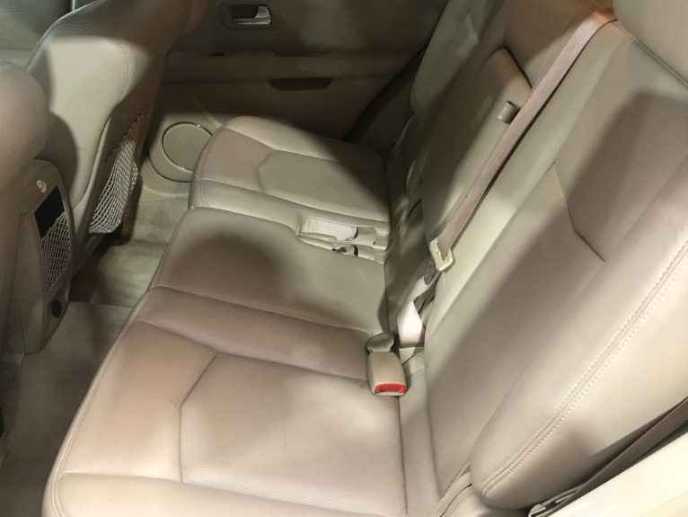 Used-2007-Cadillac-SRX-V6