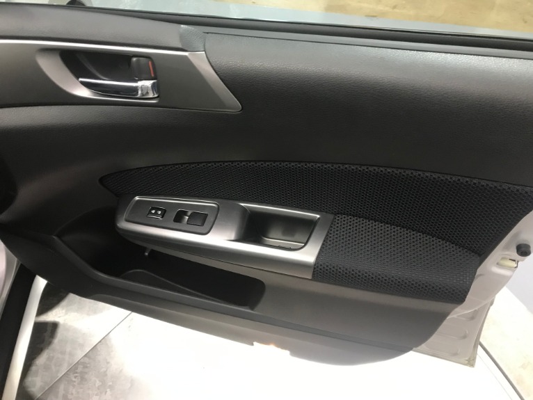 Used-2011-Subaru-Forester-25X-Premium