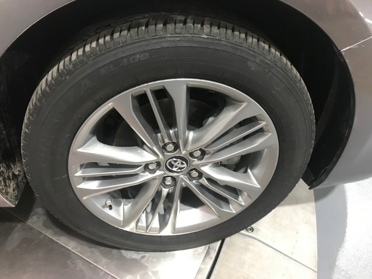 Used-2017-Toyota-Camry-SE