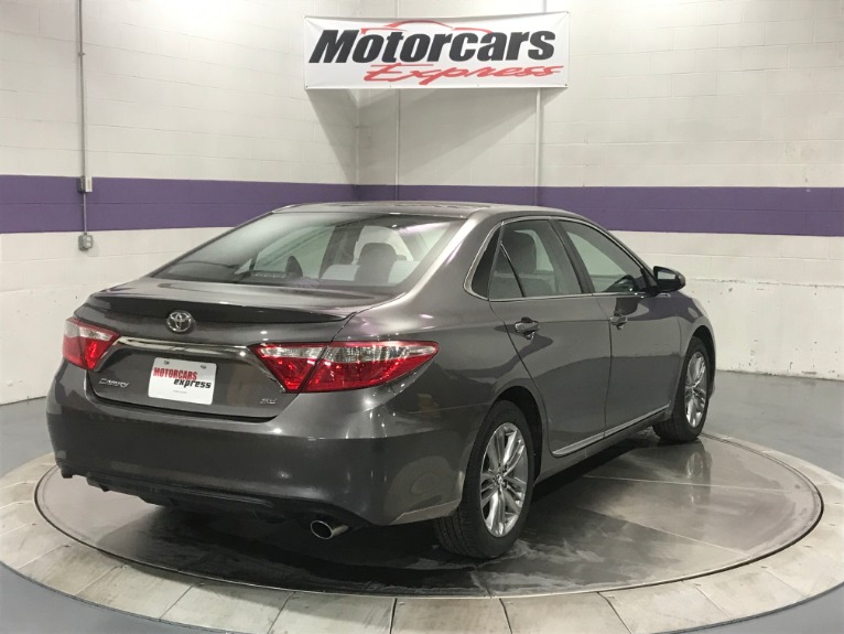 Used-2017-Toyota-Camry-SE
