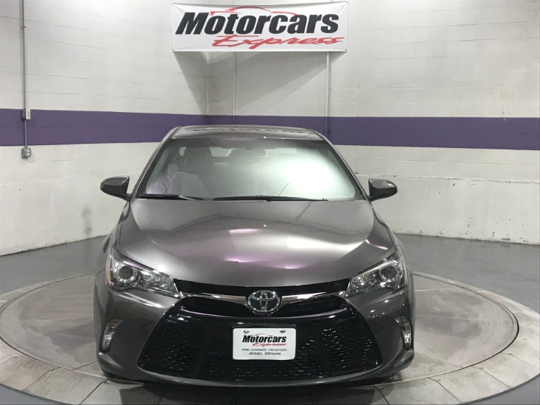 Used-2017-Toyota-Camry-SE