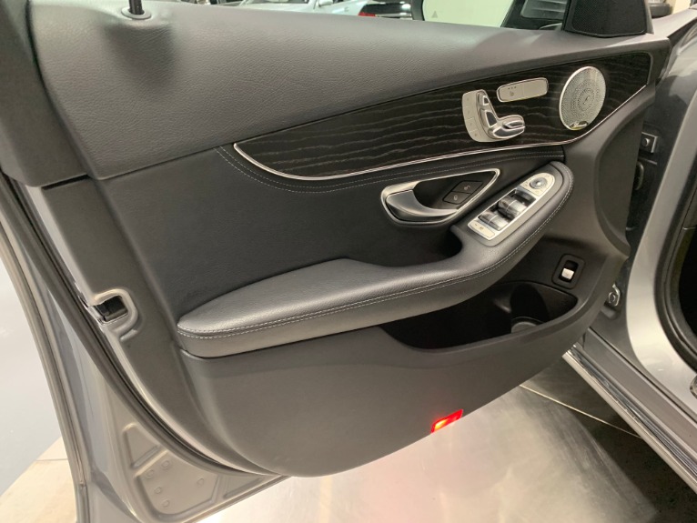Used-2015-Mercedes-Benz-C-Class-C-300-4MATIC
