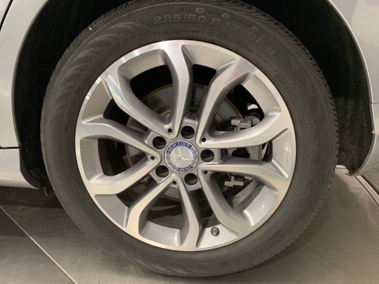 Used-2015-Mercedes-Benz-C-Class-C-300-4MATIC