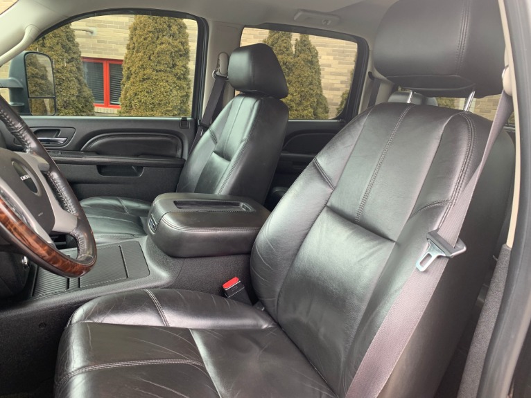 Used-2011-GMC-Sierra-2500HD-Diesel-Denali