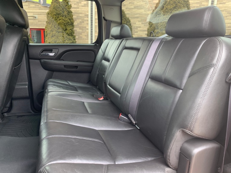 Used-2011-GMC-Sierra-2500HD-Diesel-Denali