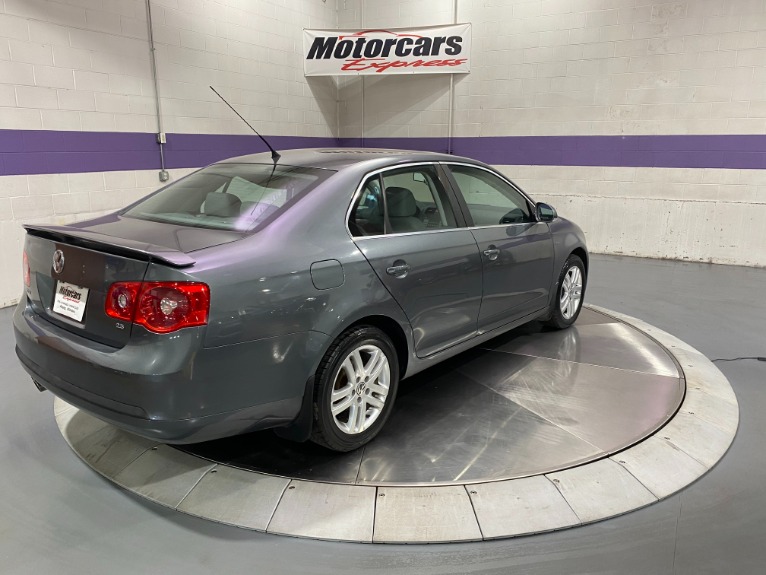 Used-2007-Volkswagen-Jetta-Wolfsburg-Edition-FWD