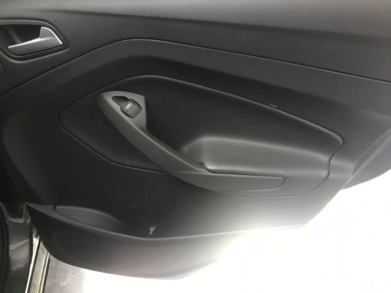 Used-2016-Ford-Escape-SE