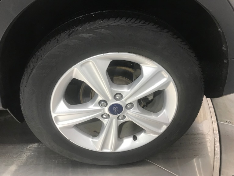 Used-2016-Ford-Escape-SE