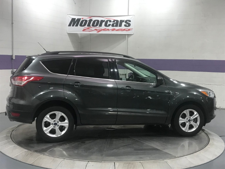Used-2016-Ford-Escape-SE