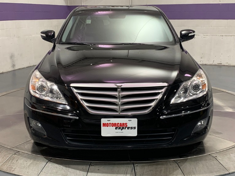 Used-2009-Hyundai-Genesis-46L-V8